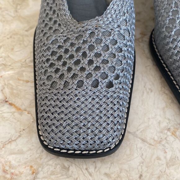 Vintage Stuart Weitzman Square Toe Block Heels - Picture 7 of 14